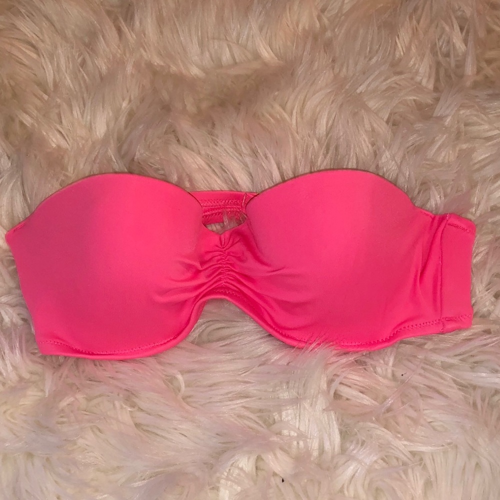Victoria’s Secret bikini top